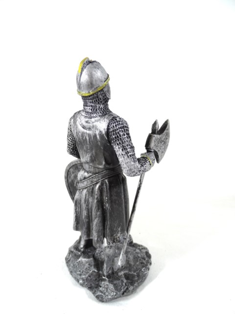 Kreuzritter Dekofigur 18cm - Eindrucksvoller Ritter