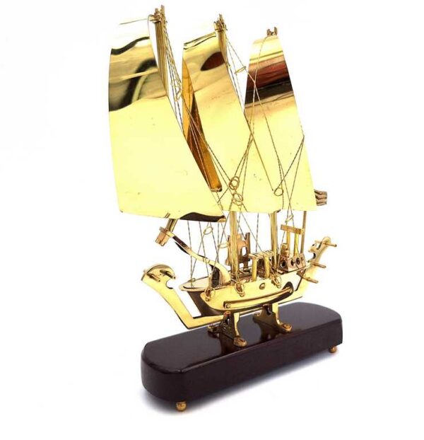 Messingschiff auf Holzsockel – Maritime Deko N-3615A