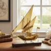 Messingschiff auf Holzsockel 43 cm – Maritime Deko