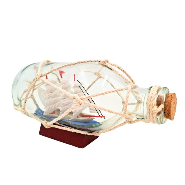 Schiff in der Flasche auf Holzsockel – Maritime Deko