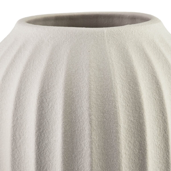 Rillenvase MANON 30 cm – Elegante Premium Vase aus Polyresin