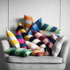 Schwarz-Weißes Stripes Dekokissen 50x30 – Modernes Sofakissen mit Füllung