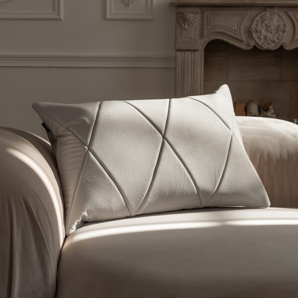 Graues Dekokissen TOUCH – Elegantes Sofakissen 45x45 cm