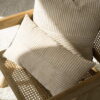 CORD SLIM Karamell Dekokissen 50x30 cm mit Streifenstruktur