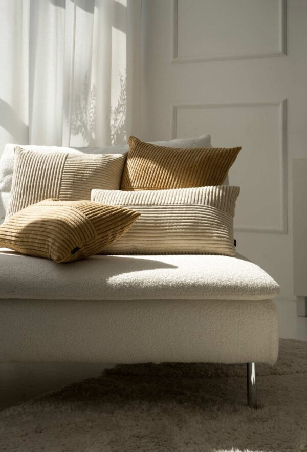 CORD SLIM Karamell Dekokissen 50x30 cm mit Streifenstruktur