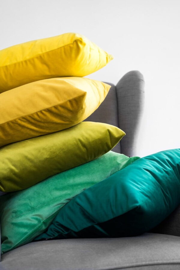 Grünes Velours Dekokissen Velvet – Exklusives Sofakissen Grün 50x30 cm