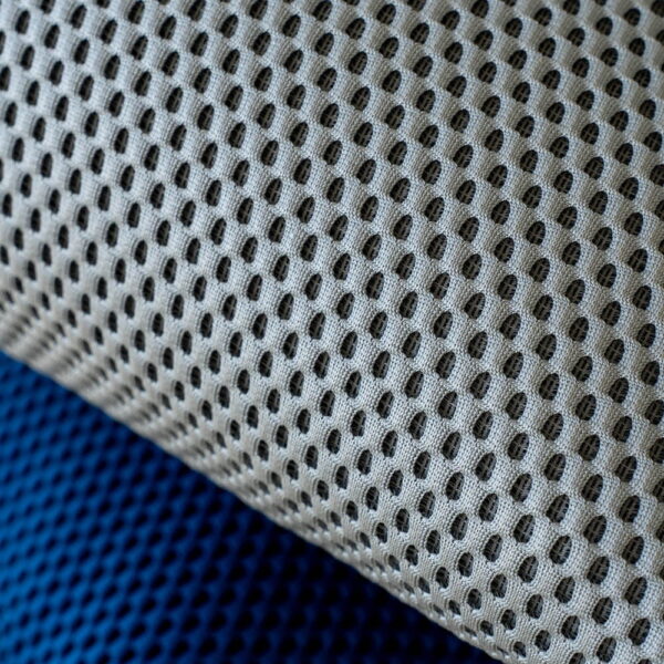 Graues Dekokissen SONIC – Modernes Sofakissen 45×45 cm
