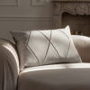 Graues Dekokissen TOUCH – Elegantes Sofakissen 60x40 cm