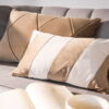 Beige-cremefarbenes Streifenkissen – Elegantes Samtkissen 50x30 cm