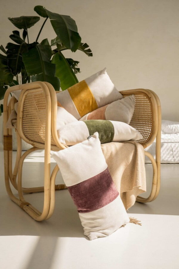 Rolo Dekokissen Creme Violett - Eleganter Kontrast 50x30 cm