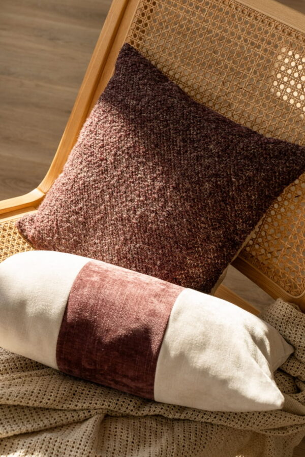 Rolo Dekokissen Creme Violett - Eleganter Kontrast 50x30 cm