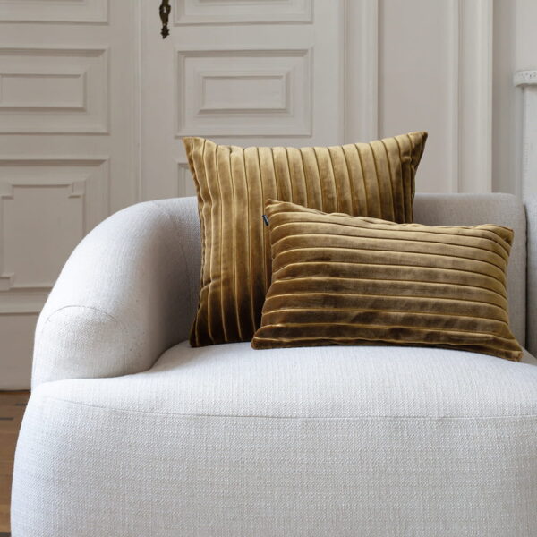 Cordian Samt Kissen - Exklusiver Retro-Look 50x30 cm